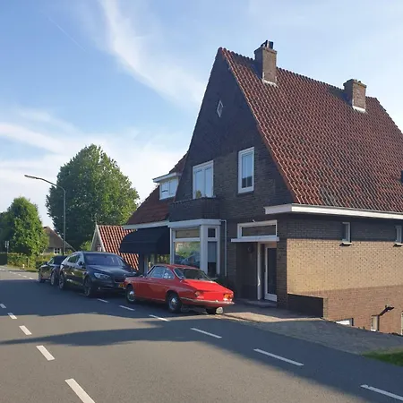 Maaslandje Nocleg ze śniadaniem 3*