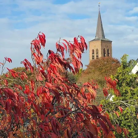 Maaslandje Nocleg ze śniadaniem