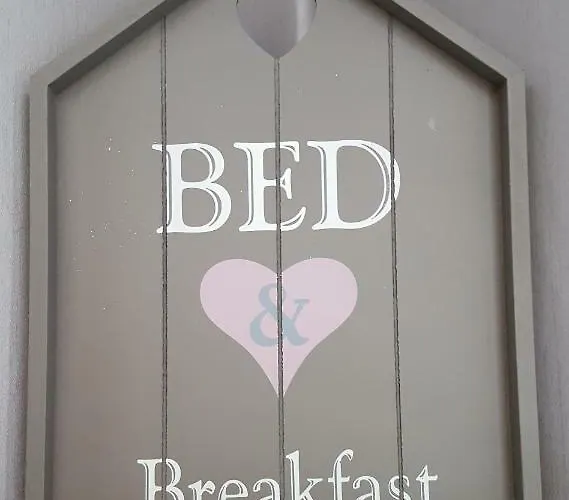 Bed and Breakfast Maaslandje 3*