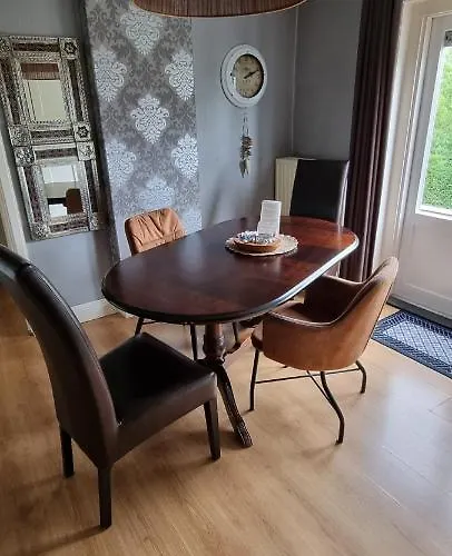 Maaslandje Bed & Breakfast 3*